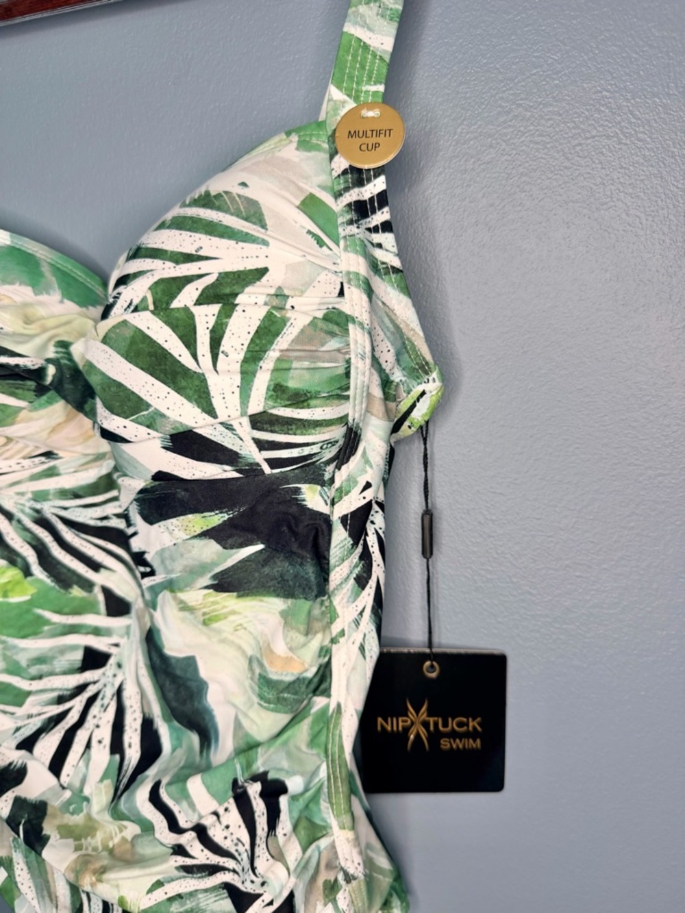 NWT Nip Tuck Swim Green Palm One-Piece Swimsuit | Size 6 - Picture 2 of 7